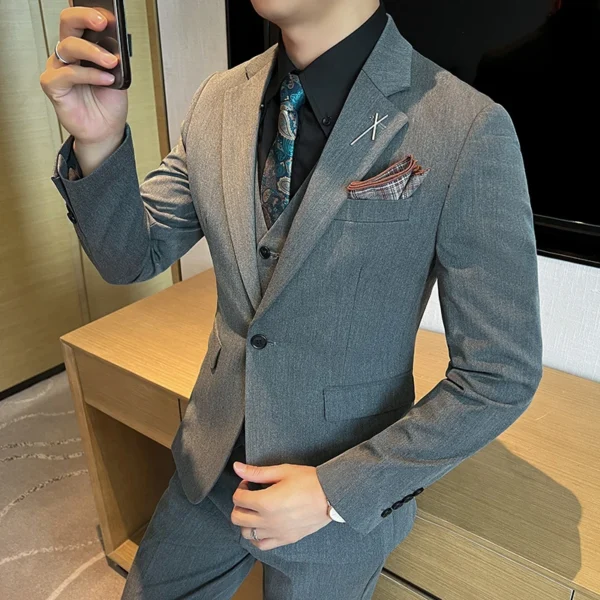 High quality plus-size men's wear (suit + vest + trousers) wedding bridegroom all matching business three-piece set